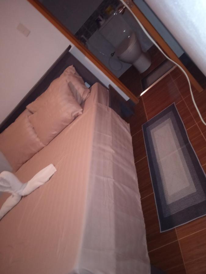 Clarin  Sarah'S Garden Bnb & Spa B&B 외부 사진