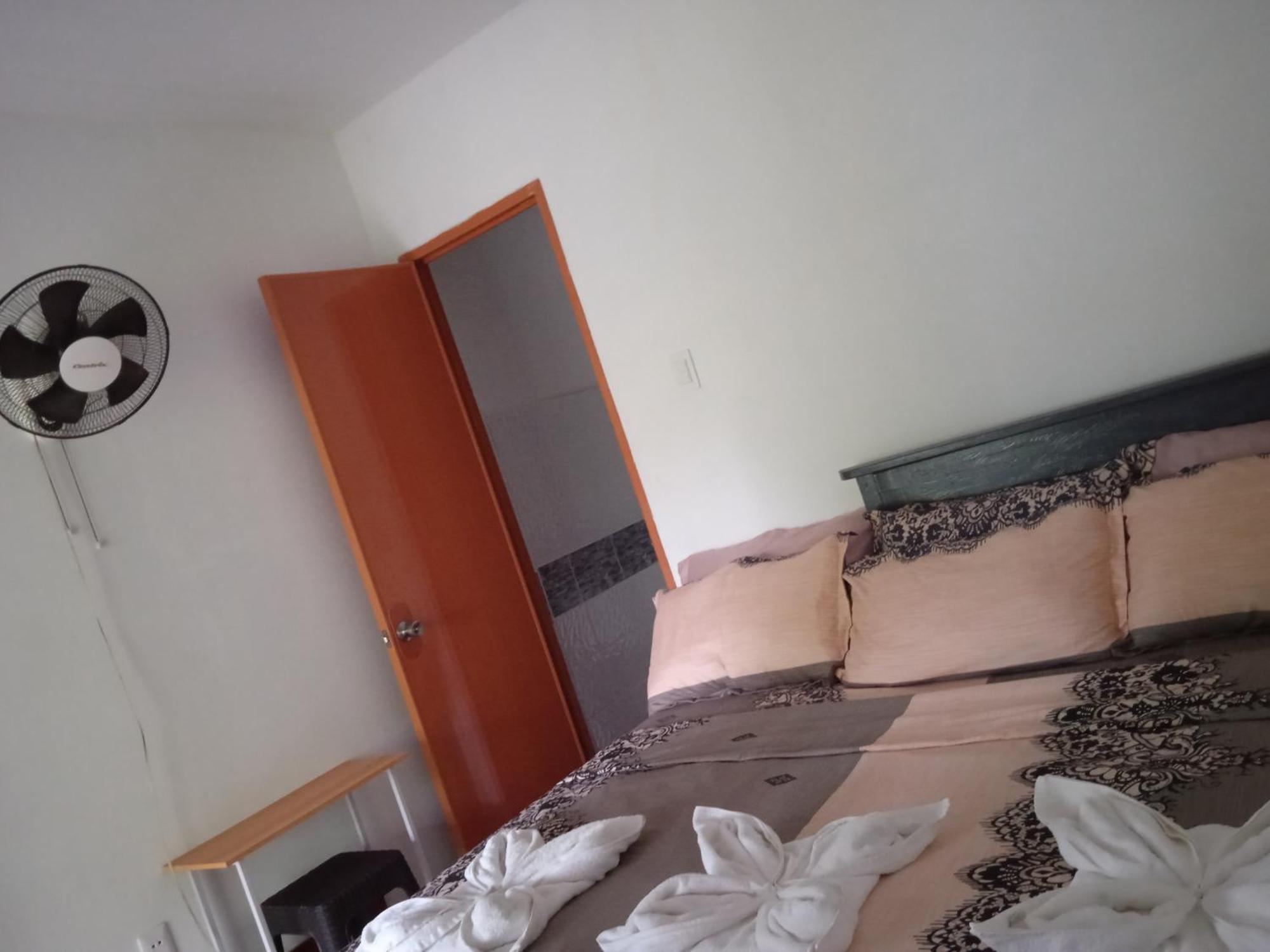 Clarin  Sarah'S Garden Bnb & Spa B&B 외부 사진