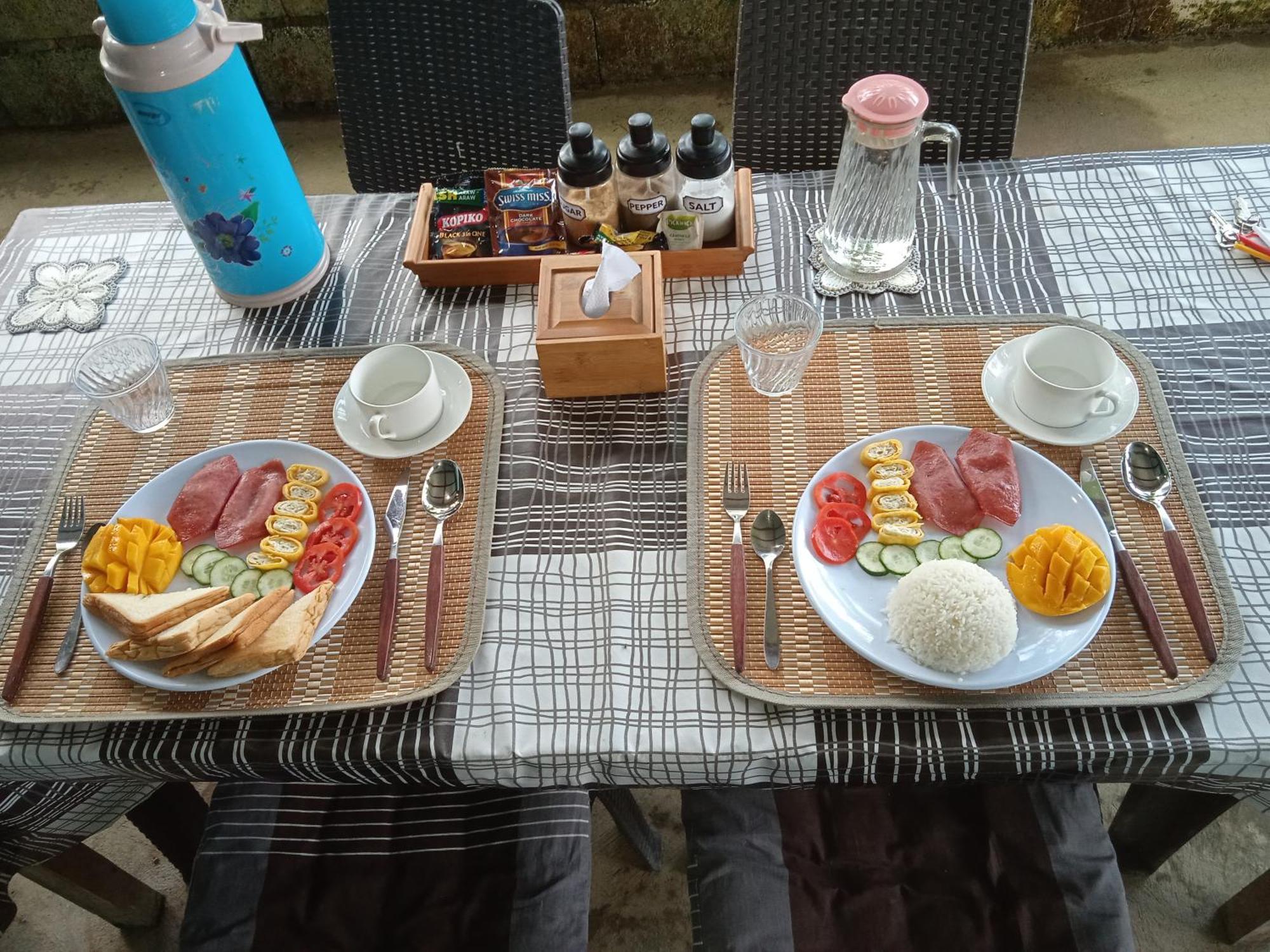 Clarin  Sarah'S Garden Bnb & Spa B&B 외부 사진