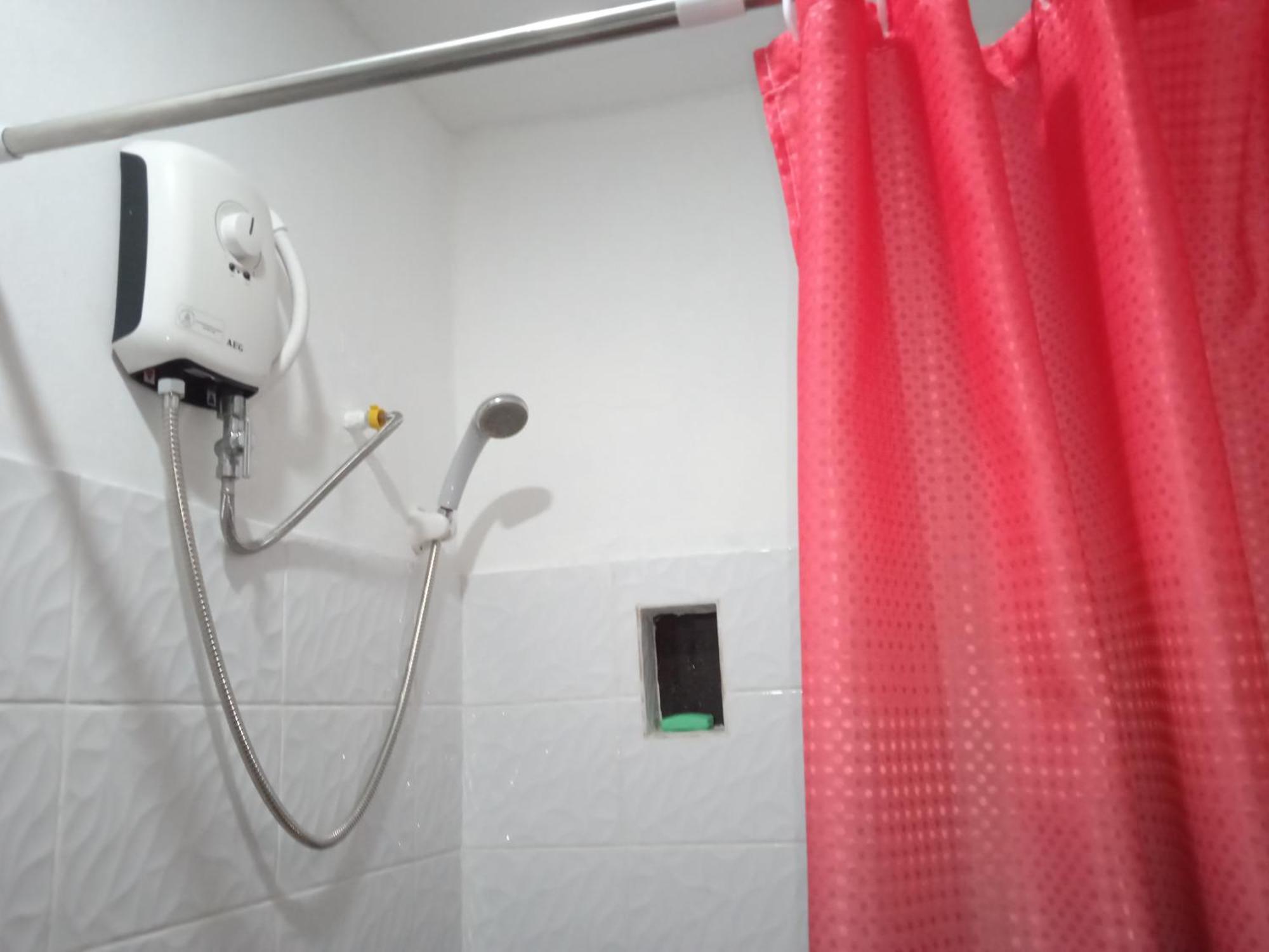 Clarin  Sarah'S Garden Bnb & Spa B&B 외부 사진