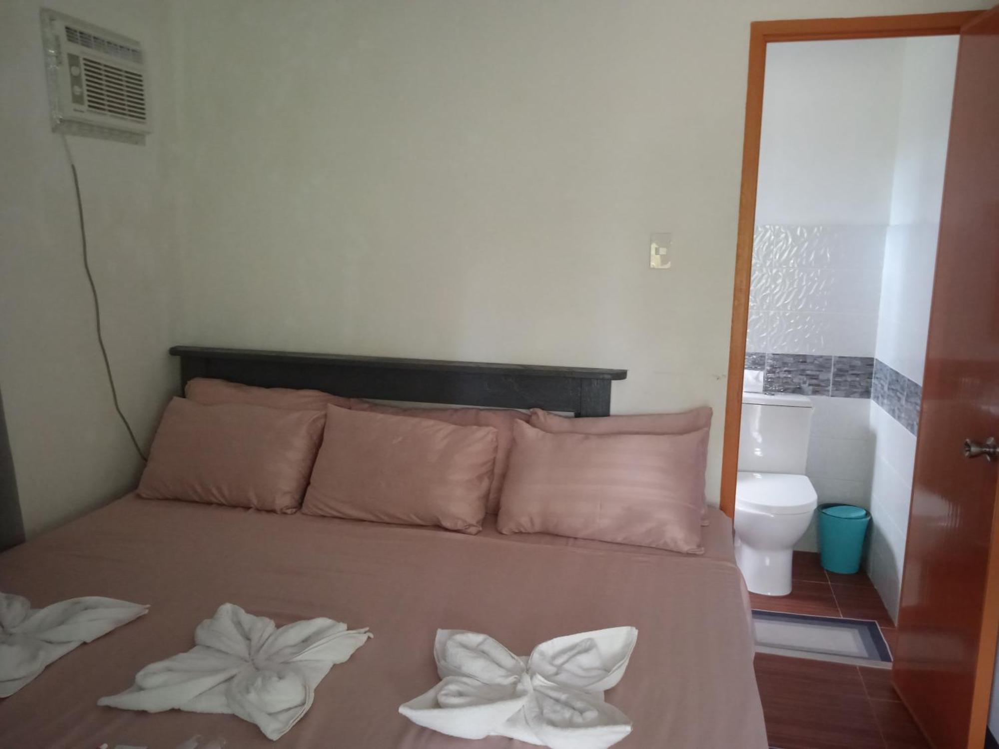 Clarin  Sarah'S Garden Bnb & Spa B&B 객실 사진