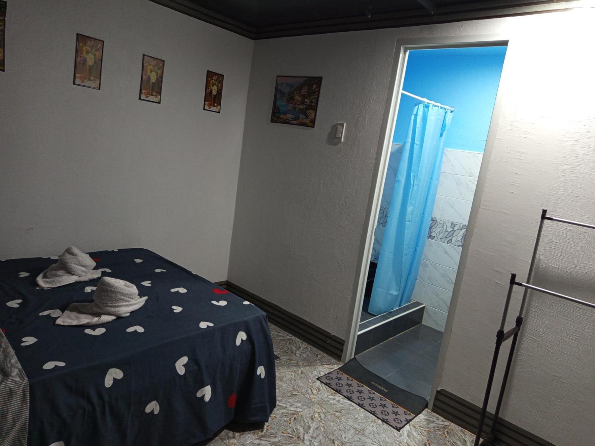 Clarin  Sarah'S Garden Bnb & Spa B&B 외부 사진